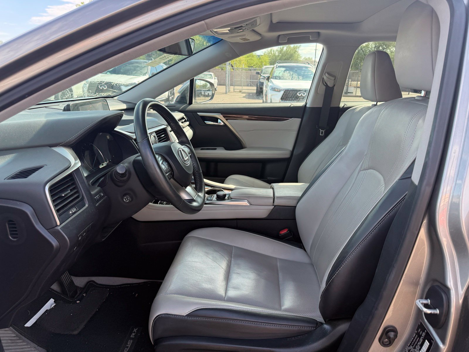 Used 2017 Lexus RX 350 FWD w/ Premium Package image 12
