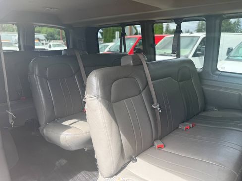 Used 2023 Chevrolet Express 3500 LS RWD image 17