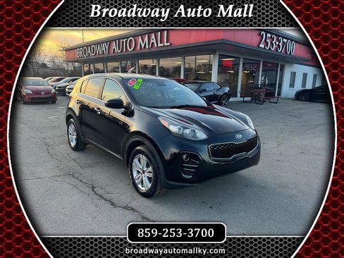Used 2017 Kia Sportage LX AWD/4WD image 1