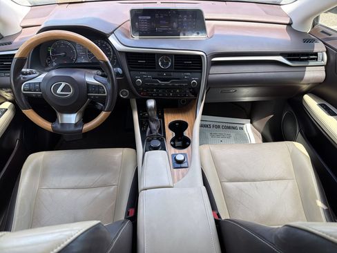 Used 2018 Lexus RX 350L FWD w/ Premium Package image 13