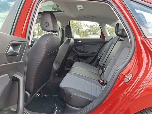 New 2026 Volkswagen Jetta SE FWD image 6