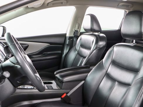 Used 2023 Nissan Murano SV w/ SV Midnight Edition Package FWD image 23