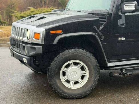 Used 2003 HUMMER H2 w/ Preferred Equipment Group image 3