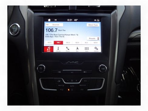 Used 2019 Ford Fusion SE image 11