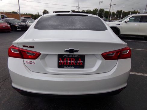 Used 2018 Chevrolet Malibu LT w/ Redline Edition FWD image 9