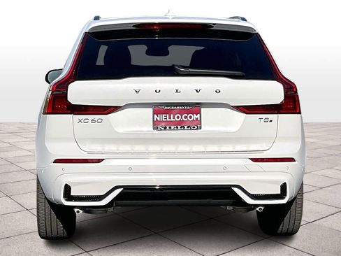 New 2026 Volvo XC60 T8 Ultra w/ Climate Package AWD/4WD image 6