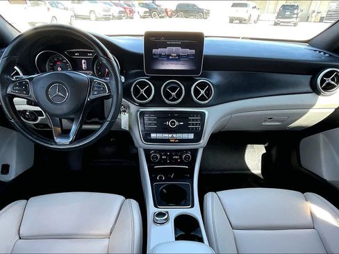 Used 2019 Mercedes-Benz CLA 250 CLA 250 image 13