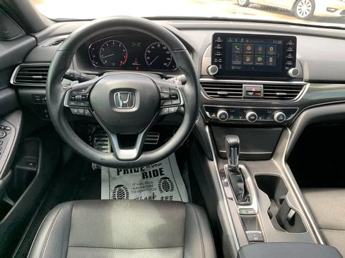 Used 2019 Honda Accord Sport image 11