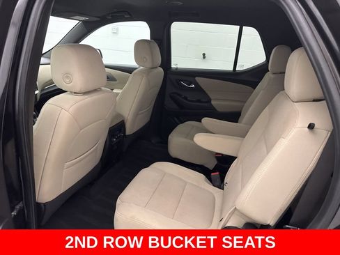 Used 2023 Chevrolet Traverse LT w/ LPO, Cargo Package AWD/4WD image 7