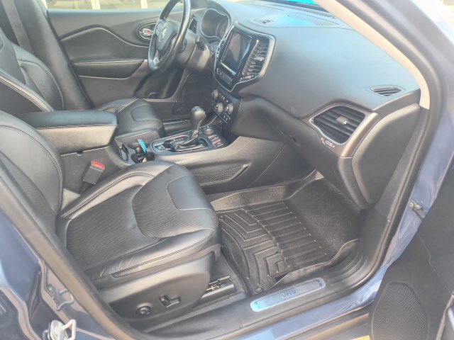Used 2020 Jeep Cherokee Limited w/ Trailer Tow Group AWD/4WD image 8
