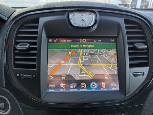 Used 2014 Chrysler 300 S image 3