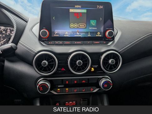 Used 2025 Nissan Sentra SV image 17