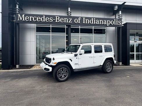 Used 2024 Jeep Wrangler High Altitude AWD/4WD image 1