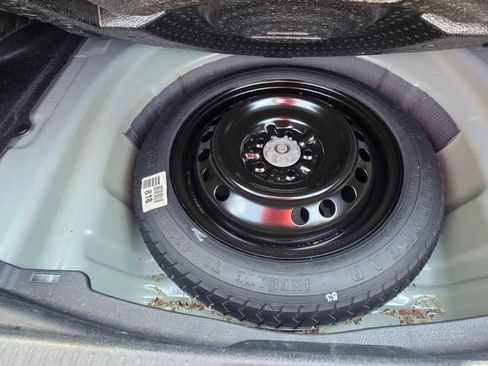 Used 2024 Toyota Camry SE w/ Convenience Package image 22