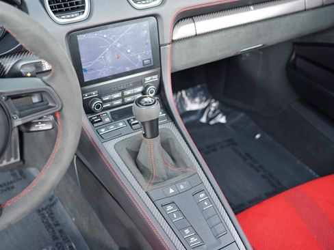 Used 2024 Porsche 718 Boxster Spyder RS w/ Light Design Package image 91