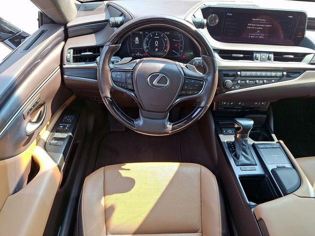Used 2019 Lexus ES 350 w/ Premium Package FWD image 12