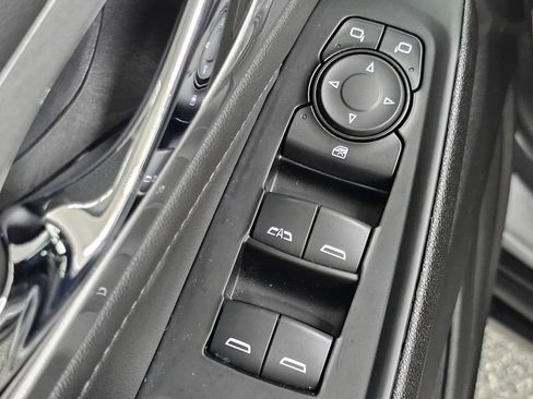 Used 2024 Chevrolet Traverse LT w/ LPO, Floor Liner Package AWD/4WD image 37
