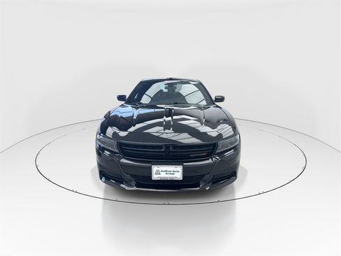 Used 2023 Dodge Charger SXT image 3