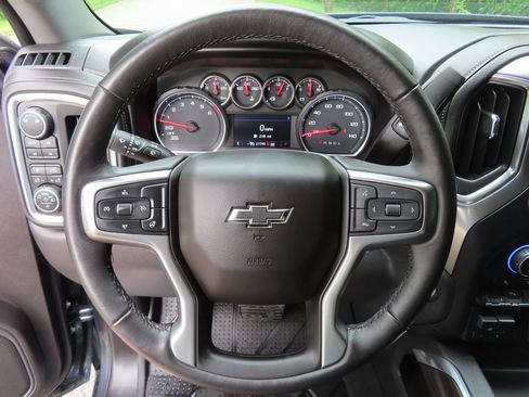 Certified 2019 Chevrolet Silverado 1500 RST AWD/4WD image 17