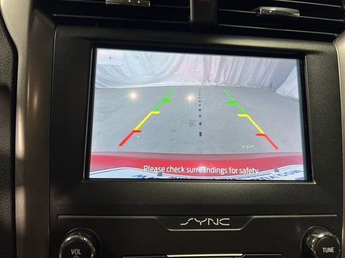 Used 2020 Ford Fusion S image 31