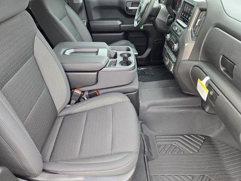 New 2026 Chevrolet Silverado 1500 Custom Trail Boss w/ LPO, Dark Essentials Package image 11