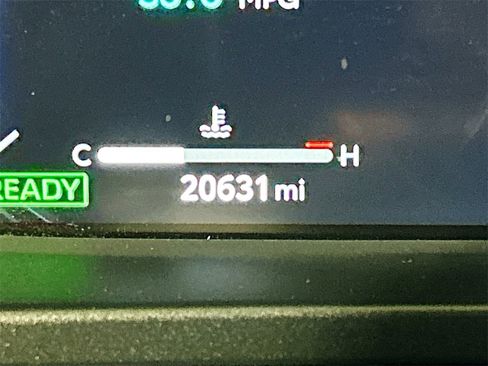 Used 2023 Toyota Crown XLE image 10