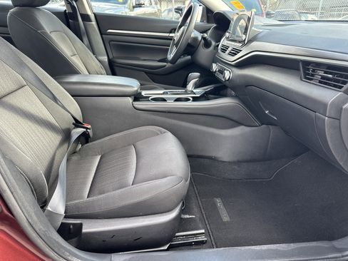 Used 2023 Nissan Altima 2.5 SV image 15