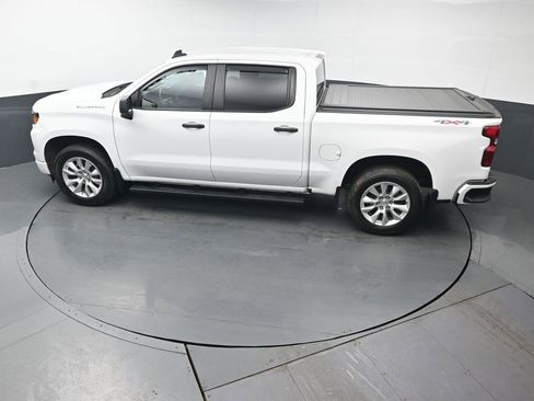 Used 2023 Chevrolet Silverado 1500 Custom AWD/4WD image 35