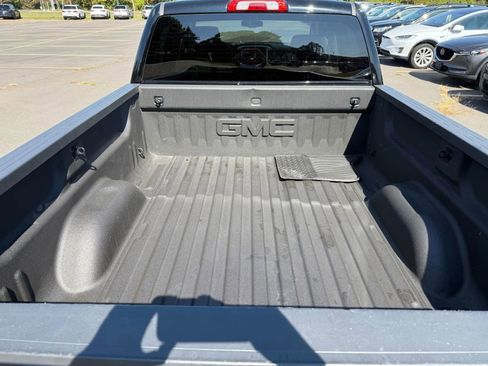 Used 2017 GMC Sierra 1500 SLE image 8