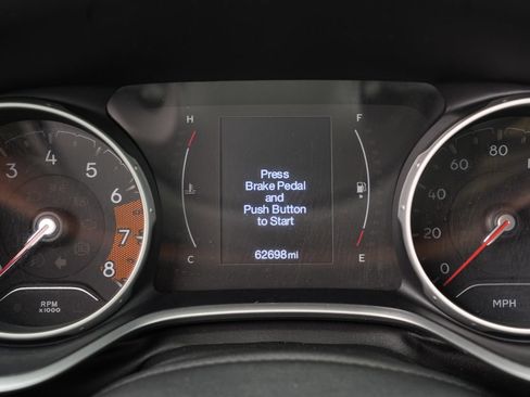 Used 2018 Jeep Compass Sport AWD/4WD image 29