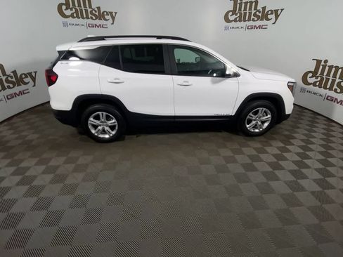 Certified 2024 GMC Terrain SLE w/ Driver Convenience Package AWD/4WD image 9
