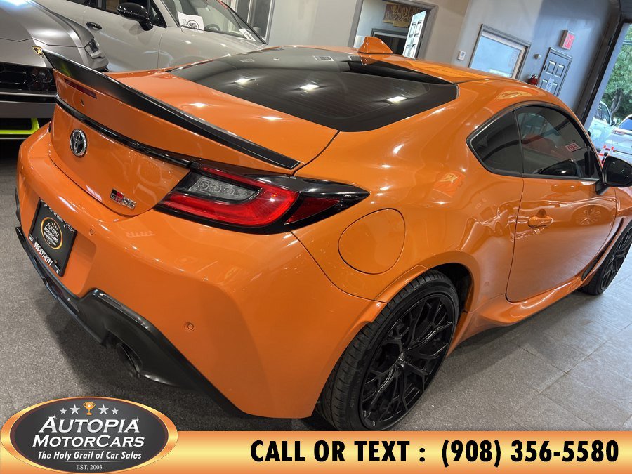 Used 2023 Toyota GR86 10th Anniversary SE RWD image 7