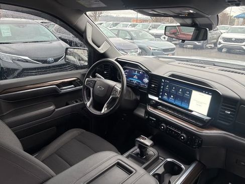 Used 2022 Chevrolet Silverado 1500 RST image 33
