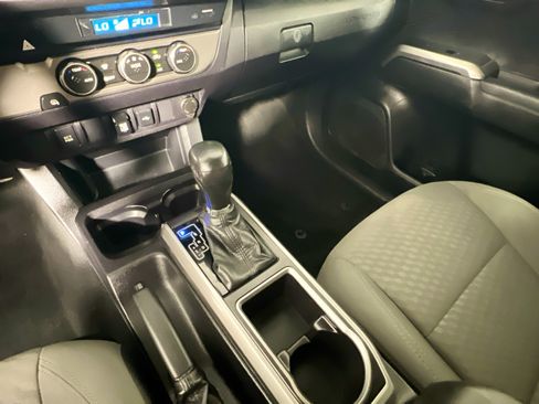 Used 2021 Toyota Tacoma SR5 RWD image 24