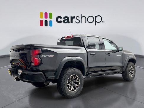 Used 2025 Chevrolet Colorado ZR2 AWD/4WD image 5