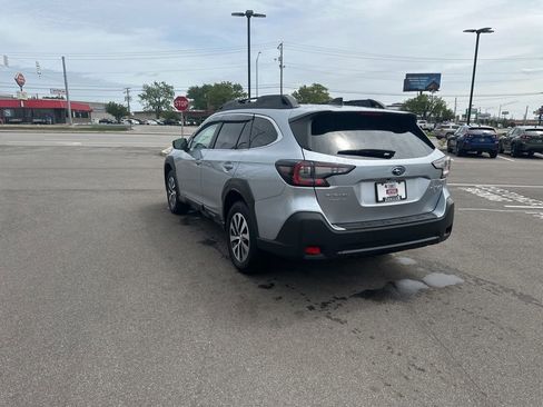 Certified 2025 Subaru Outback Premium w/ Popular Package #1A AWD/4WD image 4