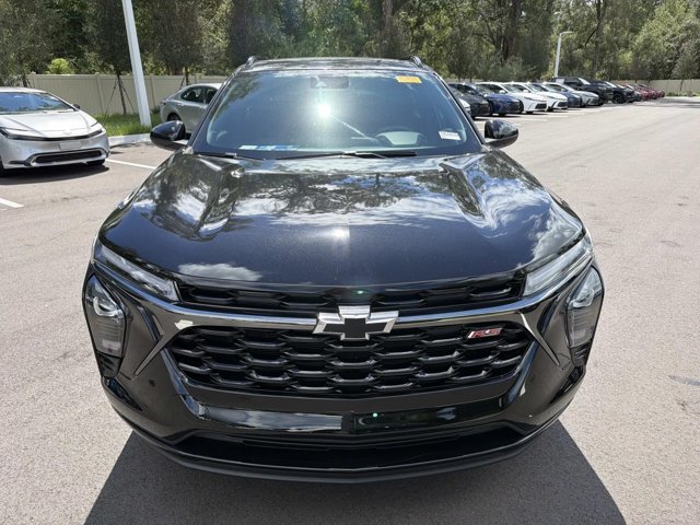 Used 2024 Chevrolet Trax RS w/ Sunroof Package FWD image 6