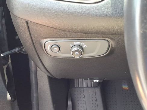 Used 2022 Chevrolet Equinox RS w/ LPO, Floor Liner Package AWD/4WD image 21