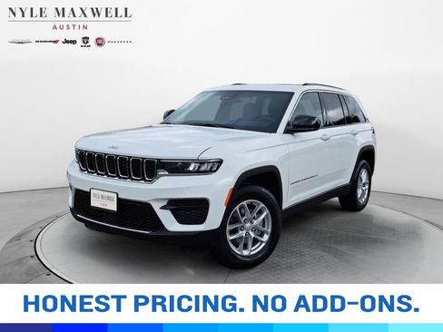 New 2025 Jeep Grand Cherokee Laredo w/ Luxury Tech Group I image 1