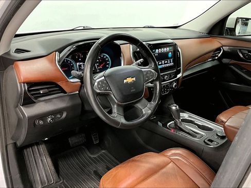 Used 2018 Chevrolet Traverse High Country image 16
