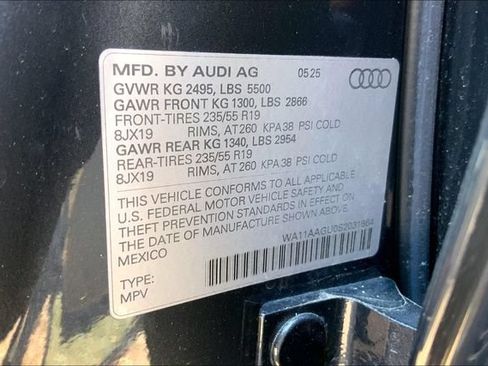 Used 2025 Audi Q5 Premium w/ Convenience Package AWD/4WD image 34
