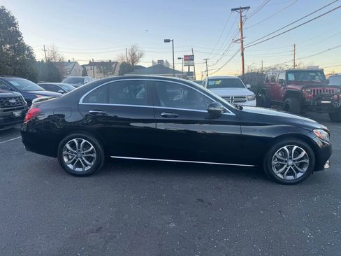 Used 2016 Mercedes-Benz C 300 4MATIC Sedan image 11