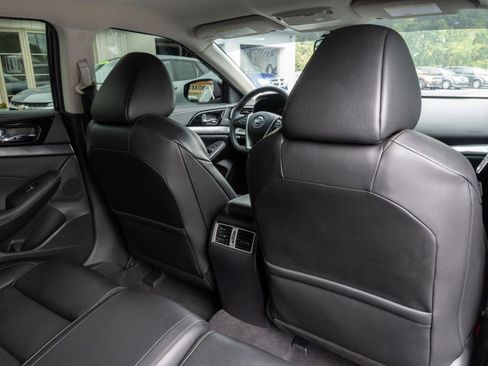 Used 2022 Nissan Maxima SV w/ Floor Mat Group FWD image 30