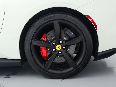 Certified 2022 Ferrari Portofino M RWD image 41
