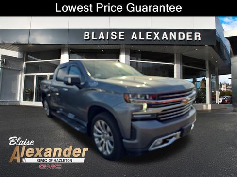 Used 2021 Chevrolet Silverado 1500 High Country w/ Technology Package image 1