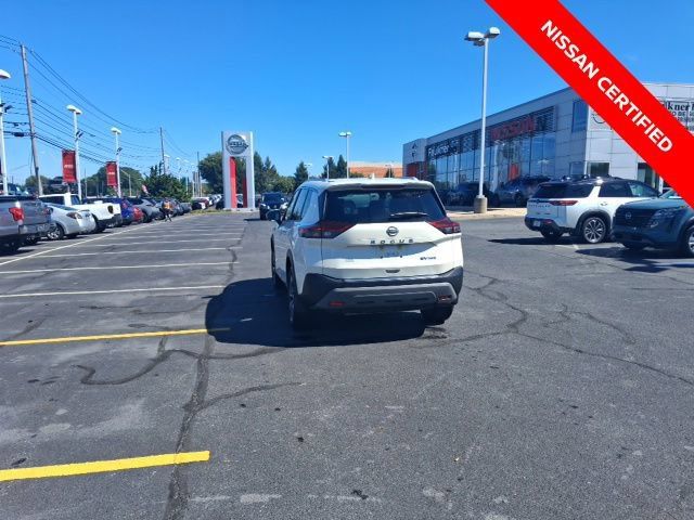 Certified 2023 Nissan Rogue SV w/ SV Premium B Package AWD/4WD image 12