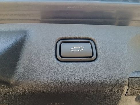 Used 2025 Hyundai Palisade SEL FWD image 35
