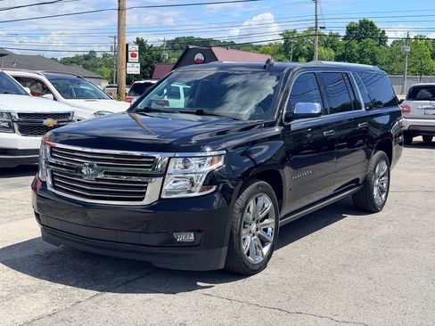 Used 2016 Chevrolet Suburban LTZ RWD image 10