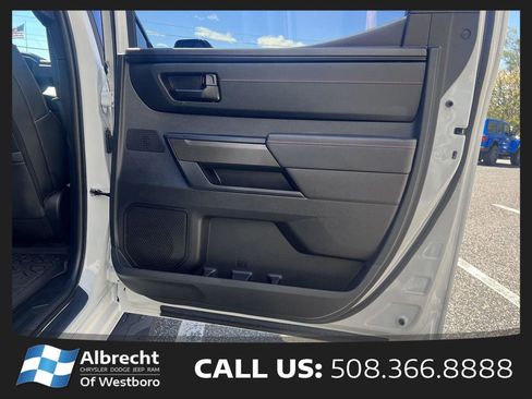 Used 2025 Toyota Tundra TRD Pro AWD/4WD image 18