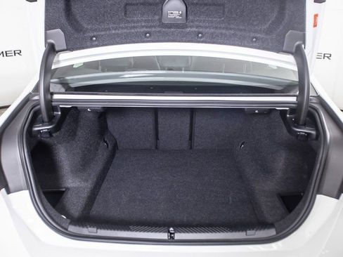 Used 2026 BMW 530i image 11